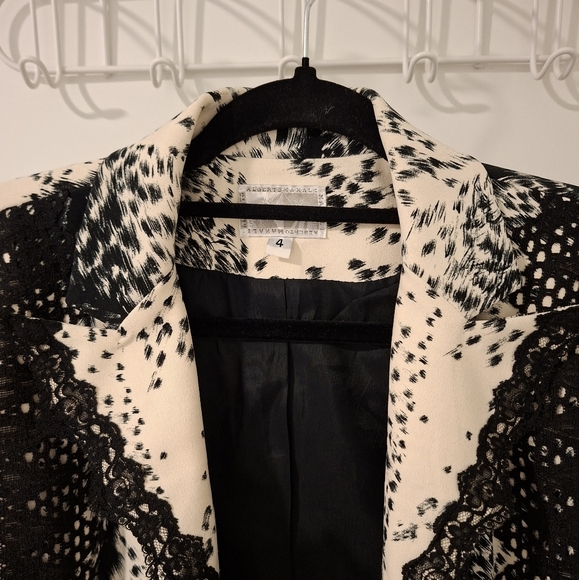 Alberto Makali Women's Lace & Pony Print Jacket with Hidden Closure (Size US 4) - Picture 2 of 9